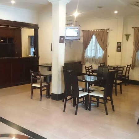 Hotel Citi International Palang Merah 메단 외부 사진
