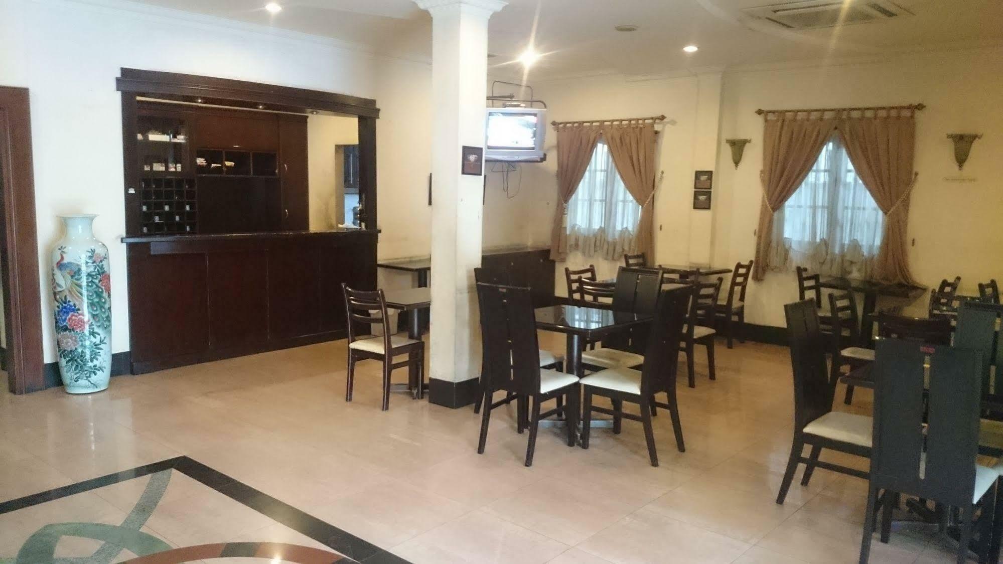 Hotel Citi International Palang Merah 메단 외부 사진